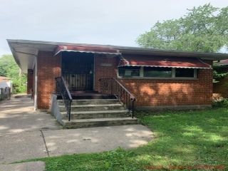 Foreclosed Home - 11554 South Morgan Street, 60643