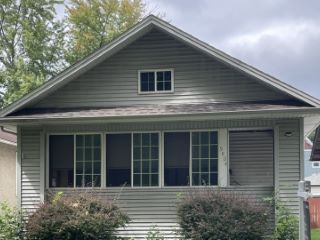 Foreclosed Home - 9804 S WALDEN PKWY, 60643