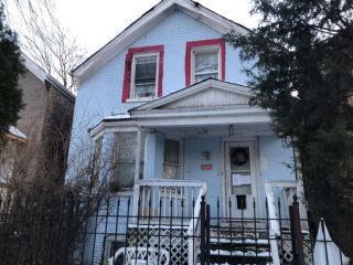 Foreclosed Home - 4643 W Fulton Street, 60644