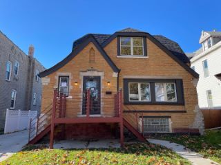 Foreclosed Home - 126 S MENARD AVE, 60644