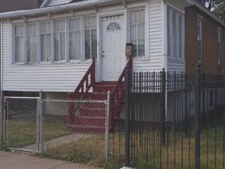 Foreclosed Home - 4822 W ARTHINGTON ST, 60644