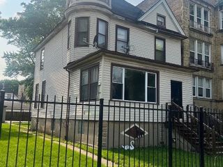 Foreclosed Home - 218 N MASON AVE, 60644
