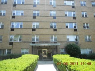 Foreclosed Home - 2115 W FARWELL AVE APT 405, 60645