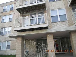 Foreclosed Home - 2501 W TOUHY AVE APT 402, 60645