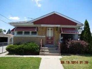 Foreclosed Home - 5614 N Mulligan Ave, 60646