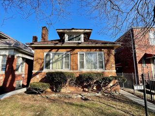 Foreclosed Home - 7639 S CLYDE AVE, 60649