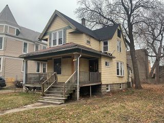Foreclosed Home - 7727 S SAGINAW AVE, 60649