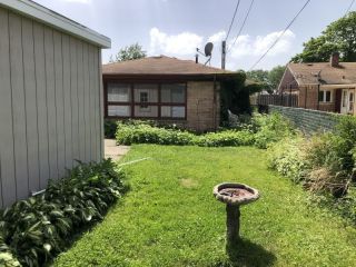Foreclosed Home - 7737 S KNOX AVE, 60652