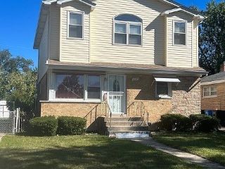 Foreclosed Home - 7743 S KOLMAR AVE, 60652