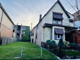 Foreclosed Home - 4146 S LAKE PARK AVE, 60653