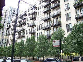 Foreclosed Home - 758 N LARRABEE ST APT 713, 60654