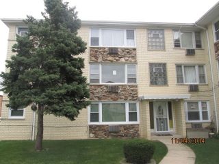 Foreclosed Home - 8507 W Catalpa Ave # 2, 60656