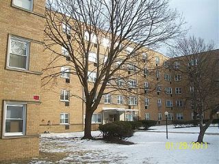 Foreclosed Home - 2025 W GRANVILLE AVE APT 302, 60659