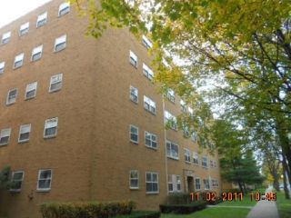 Foreclosed Home - 6121 N DAMEN AVE, 60659