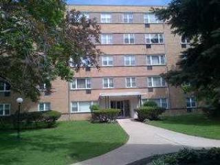 Foreclosed Home - 2025 W GRANVILLE AVE APT 504, 60659