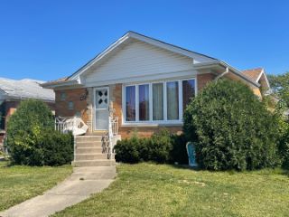Foreclosed Home - 4601 N CANFIELD AVE, 60706