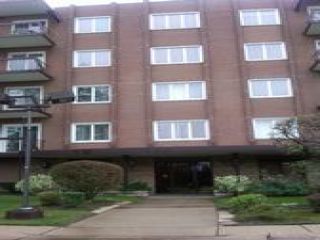 Foreclosed Home - 8001 W COURTE DR APT 407, 60714