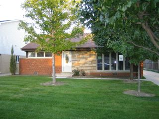 Foreclosed Home - 7943 N Neva Ave, 60714