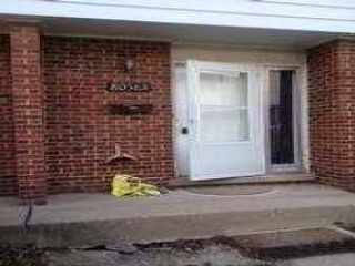 Foreclosed Home - 8058 W LYONS ST UNIT B, 60714