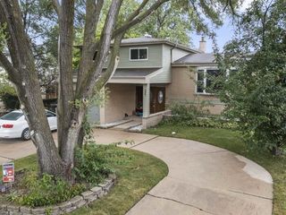 Foreclosed Home - 9847 N HUBER LN, 60714