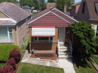 Foreclosed Home - 115 E 141ST ST, 60827