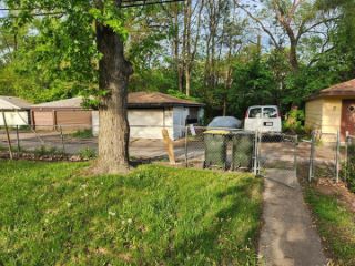 Foreclosed Home - 13923 S WENTWORTH AVE, 60827