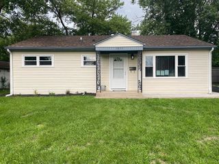 Foreclosed Home - 1817 GREENVIEW AVE, 60901