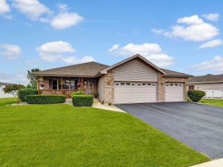 Foreclosed Home - 2012 WILLOW BROOK DR, 60914