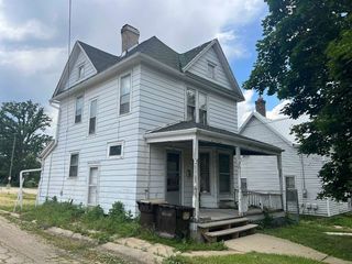 Foreclosed Home - 114 N CHERRY AVE, 61032