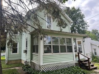 Foreclosed Home - 1624 S HIGHLAND AVE, 61032
