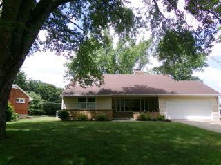 Foreclosed Home - 1435 BOLKINWOOD DR, 61032