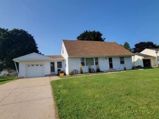 Foreclosed Home - 95 SCHOOL ST, 61039
