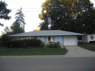 Foreclosed Home - 606 MAPLE ST, 61048