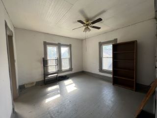Foreclosed Home - 114 N CLAY ST, 61053