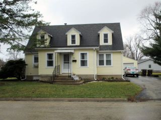 Foreclosed Home - 704 S 7TH ST, 61061