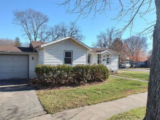 Foreclosed Home - 1009 S 4TH ST, 61061