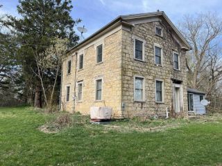 Foreclosed Home - 113 S CLAY ST, 61070