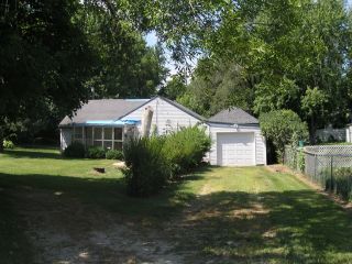 Foreclosed Home - 2806 Pine St, 61071