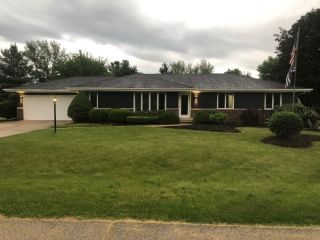 Foreclosed Home - 4061 STRAW LN, 61073