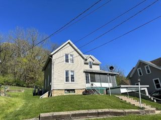 Foreclosed Home - 1016 DAVIDSON ST, 61074