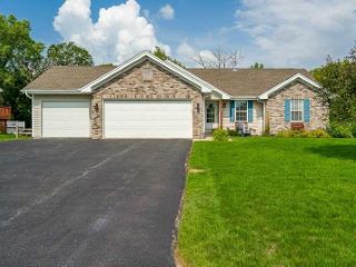 Foreclosed Home - 14144 PRAIRIE COMMONS LN, 61080