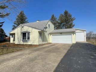 Foreclosed Home - 24080 KANE DR, 61081