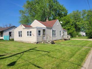 Foreclosed Home - 1202 AVENUE K, 61081