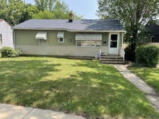 Foreclosed Home - 615 N JOHNSTON AVE, 61101