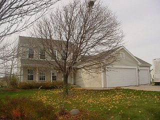 Foreclosed Home - 1127 EDGEROW LN, 61102