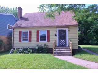 Foreclosed Home - 732 Linden Ave, 61102
