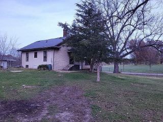Foreclosed Home - 223 S MEMORIAL AVE, 61102
