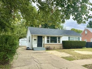 Foreclosed Home - 1911 JONATHAN AVE, 61103