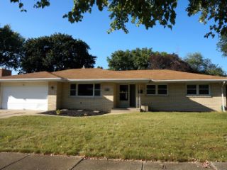 Foreclosed Home - 1905 WEDEL AVE, 61103