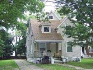 Foreclosed Home - 1721 7TH ST, 61104